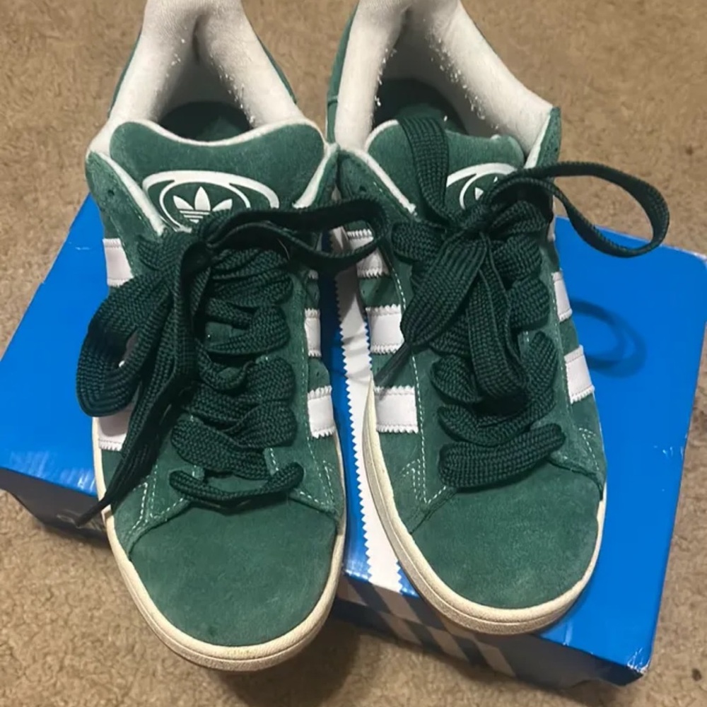 Adidas campus sneaker